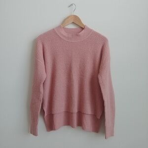 4/$20 Pink soft mockneck ribbed sweater size Large